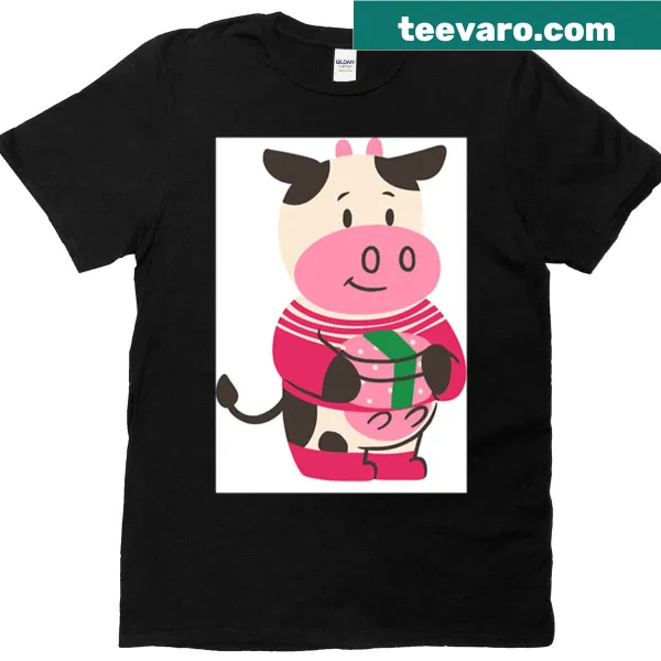Cartoon cow in Santa hat on a Christmas oversized T-shirt
