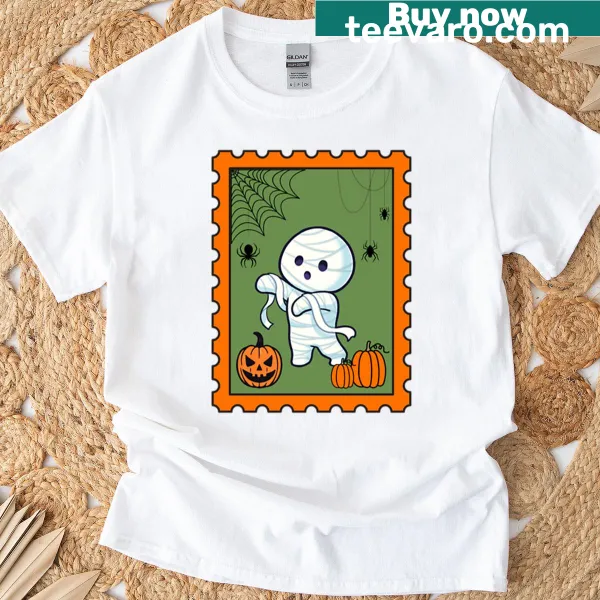 Playful mummy design T-shirt for Halloween