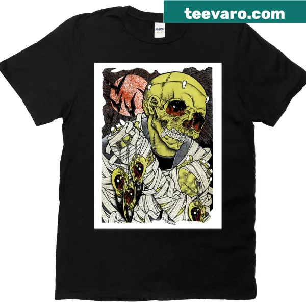 T-shirt featuring a captivating birdcatcher graphic design