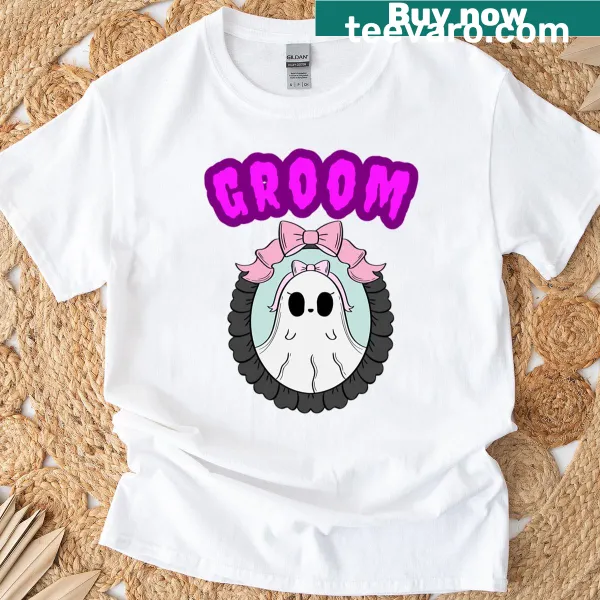 Illustration of spooky bride and groom for Halloween engagement T-shirt