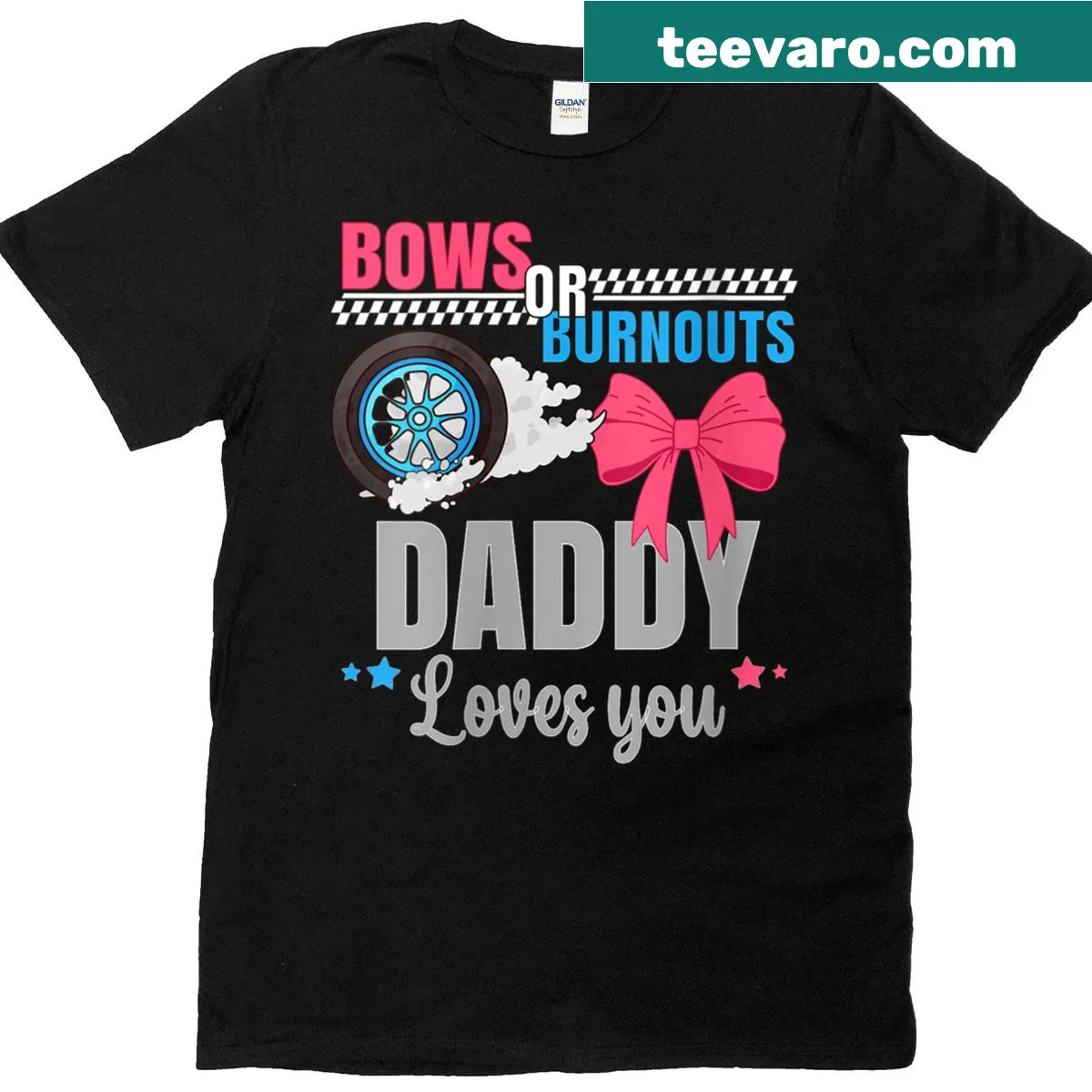 Typography t-shirt for dads with 'Daddy Loves You' for gender reveal parties — on a men's t-shirt