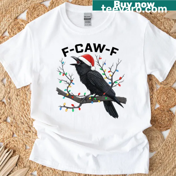 Retro black crow in Santa hat graphic T-shirt