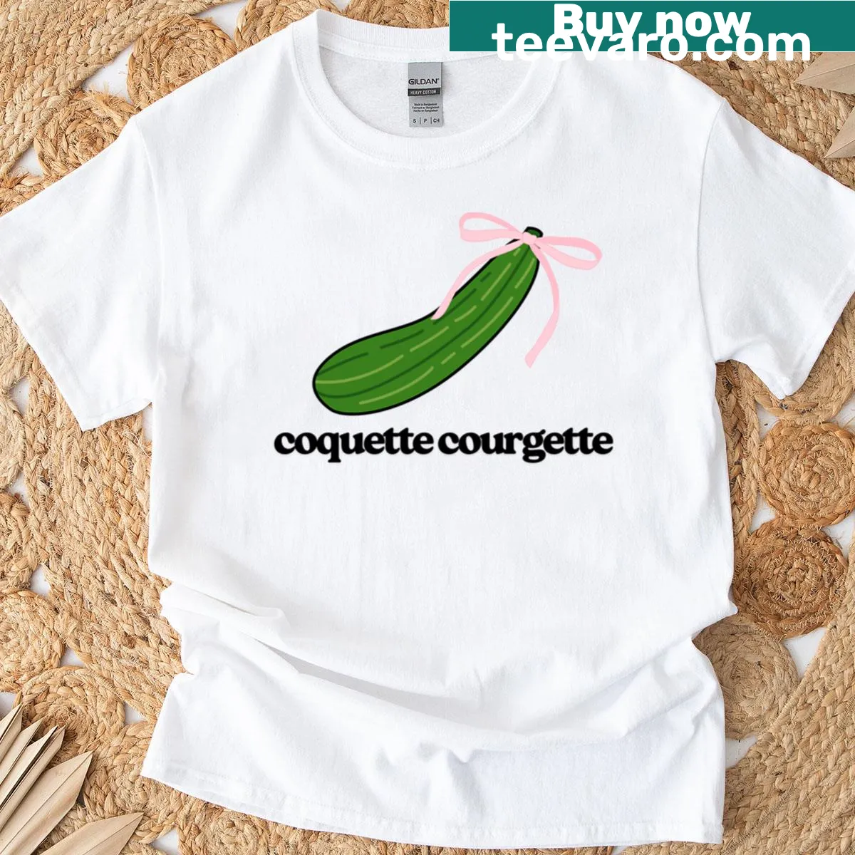 Cute courgette illustration on a T-shirt — on a men's t-shirt