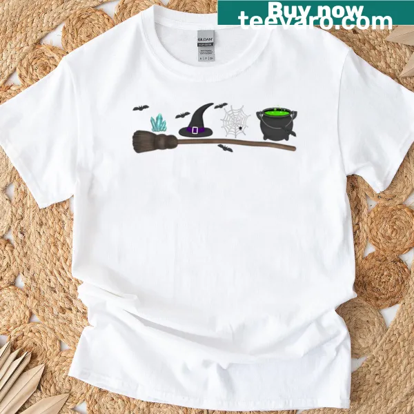 Oversized T-shirt with a graphic of witches for Halloween