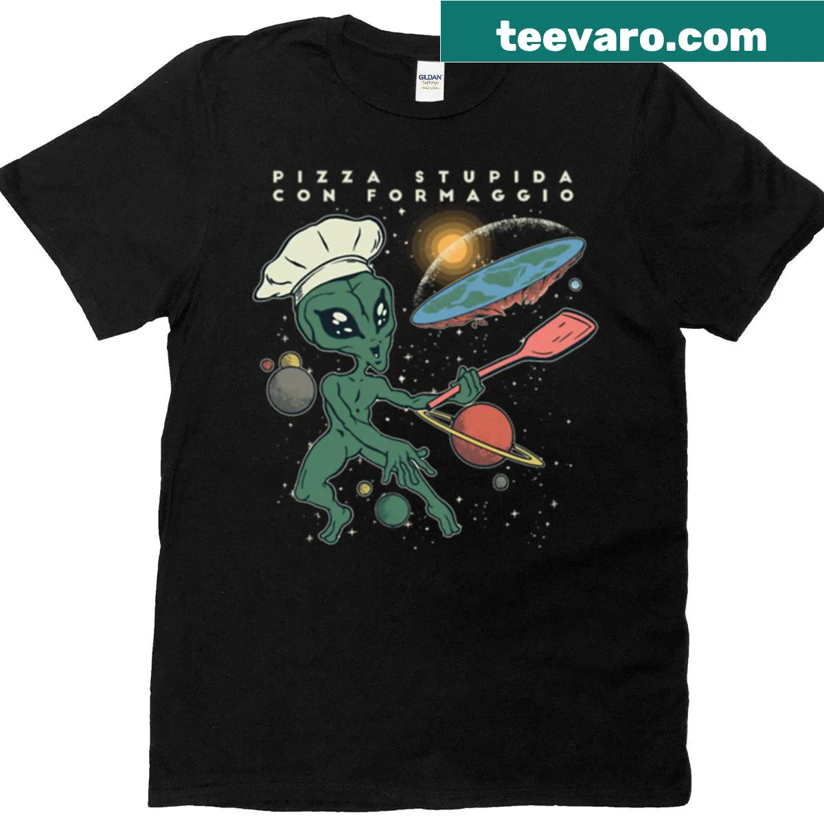 Playful alien T-shirt holding a slice of pizza in a cartoon style — on a men's t-shirt