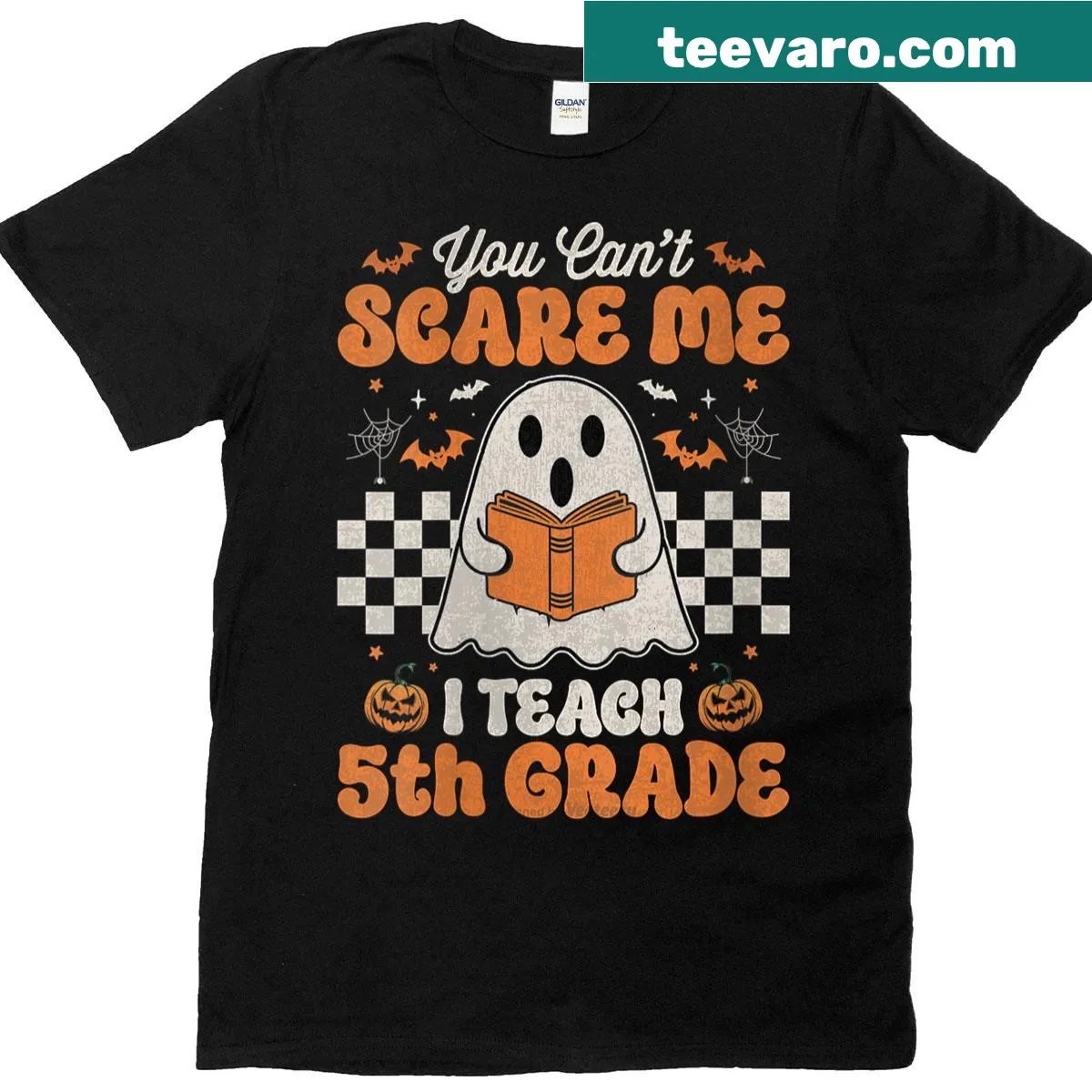 Retro teacher shirt with the phrase 'You Can't Scare Me, I Teach 5th Grade' — on a men's t-shirt