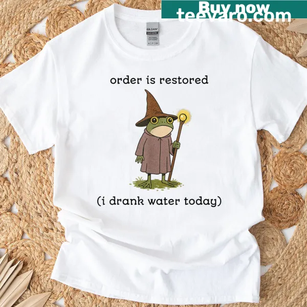Funny Mom Skeleton T-shirt featuring humorous skeleton graphic