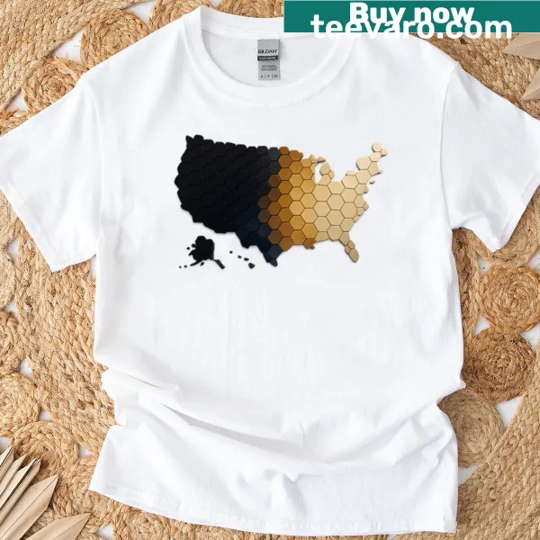 Minimalist hexagon gradient map of the USA T-shirt