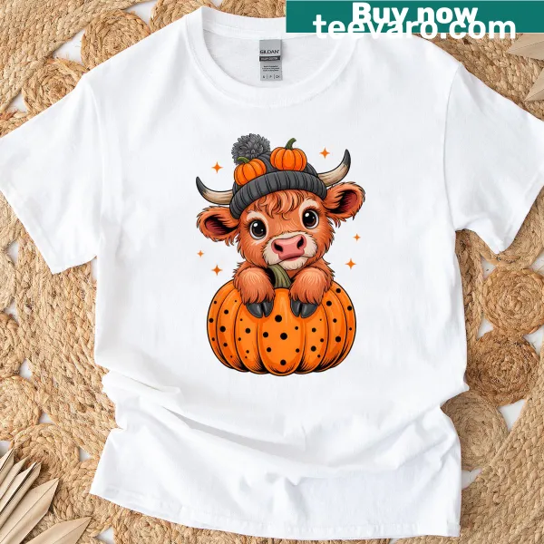Highland cow in pumpkin costume for Halloween T-shirt