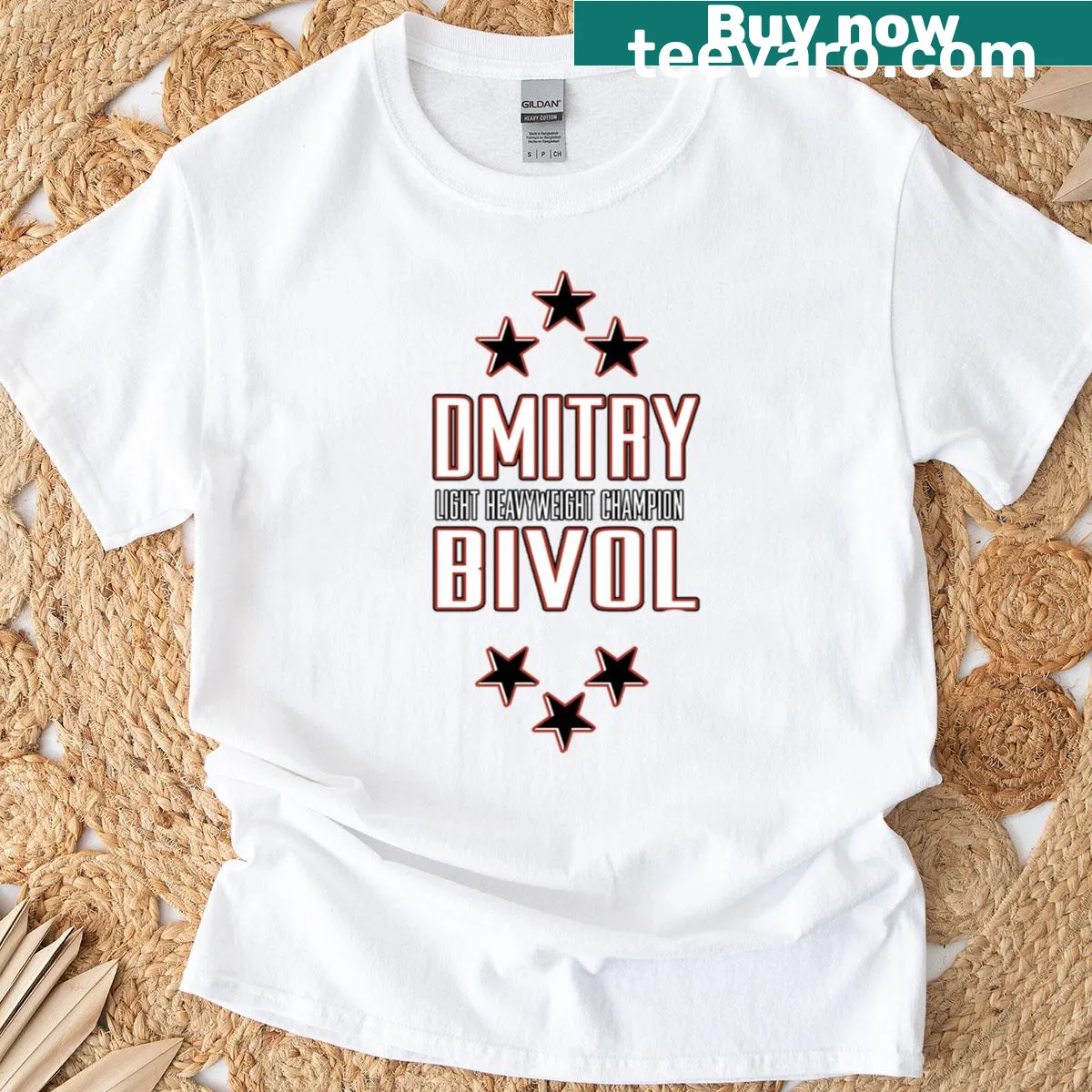 T-shirt featuring the name of boxer Dmitry Bivol. — on a men's t-shirt