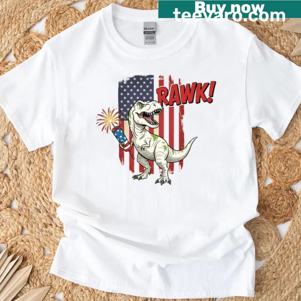 Oversized T-shirt featuring an illustration of the American flag for kids.