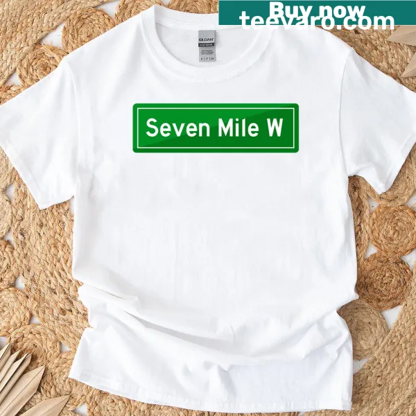 Oversized t-shirt with a street sign design reading 'Seven Mile'