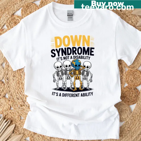 Vintage-style T-shirt announcing Auntie of a Brewing Baby for Halloween.