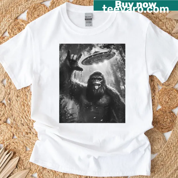 Funny Sasquatch with UFO selfie graphic on T-shirt