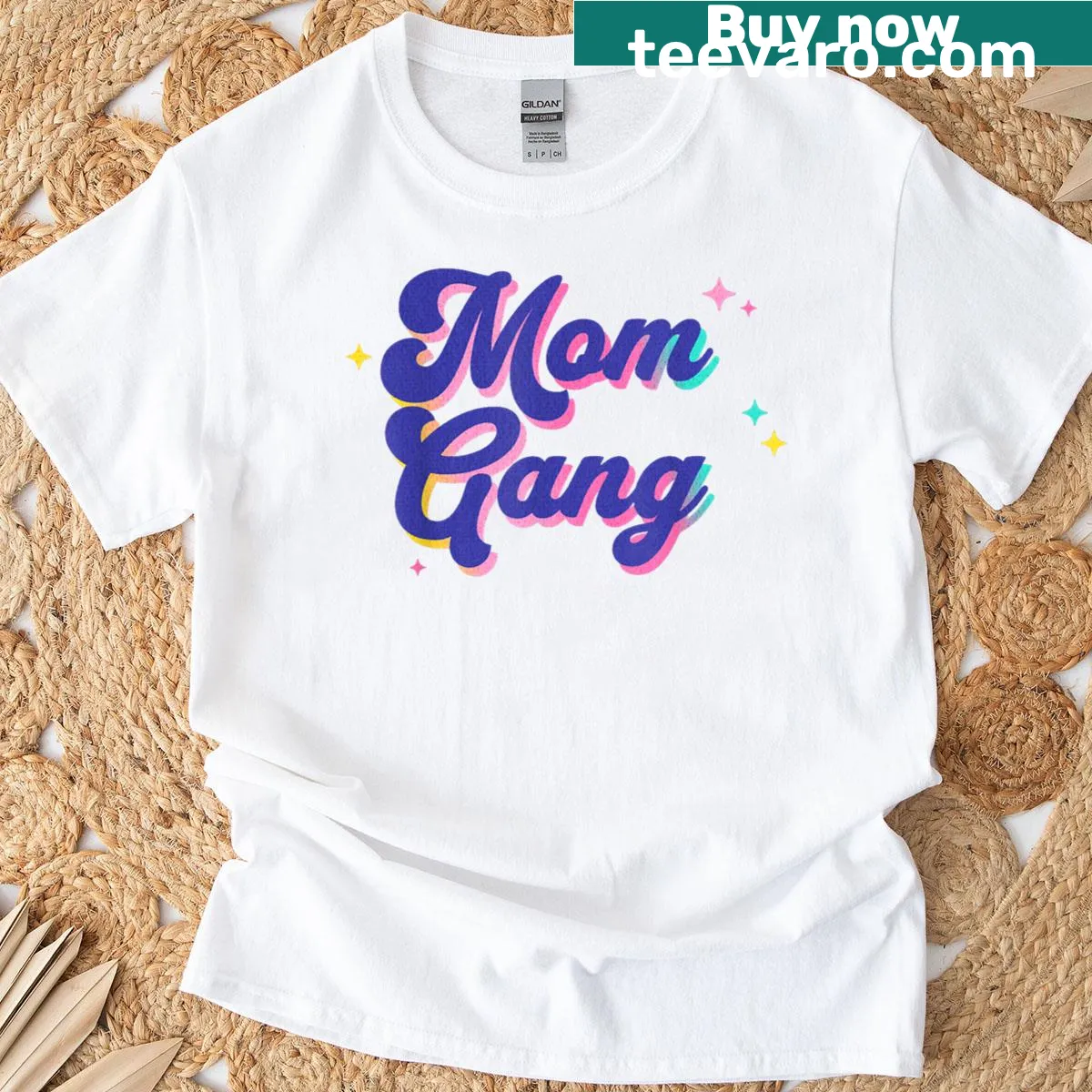 Funny retro 'Mom Gang' text design on vintage-styled shirt — on a men's t-shirt