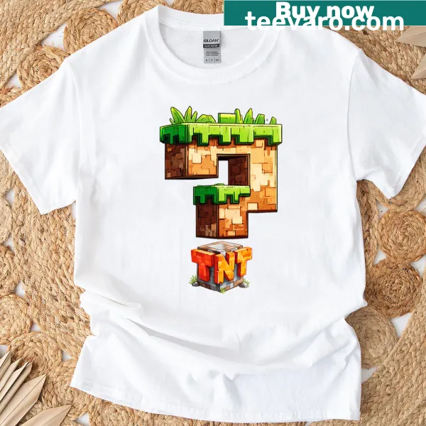 T-shirt with a pixel block TNT gaming design