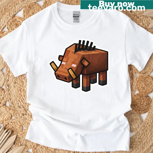 Oversized T-shirt featuring pixelated Hoglin art