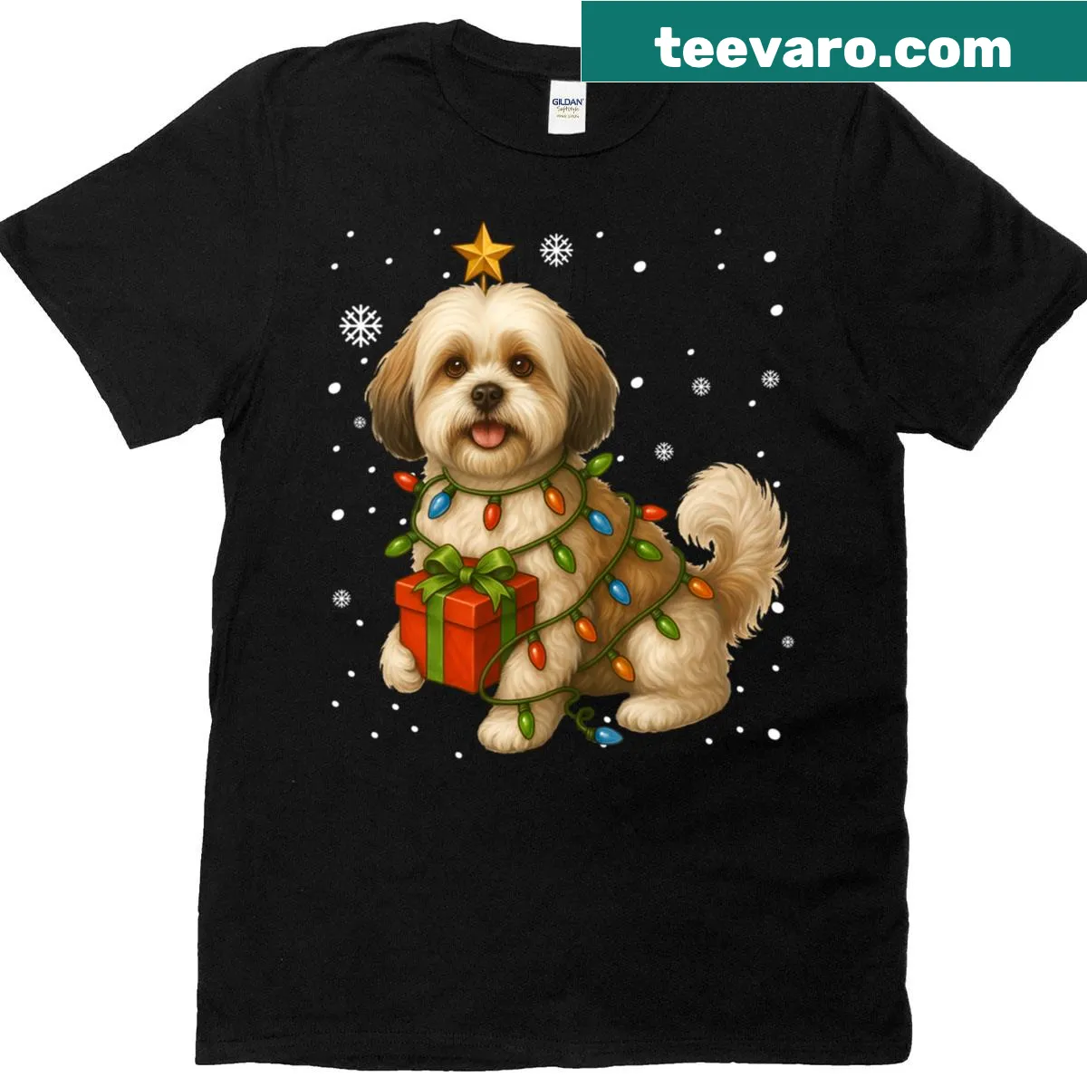 Illustration of a Shih Tzu with Christmas lights on a T-shirt — on a men's t-shirt