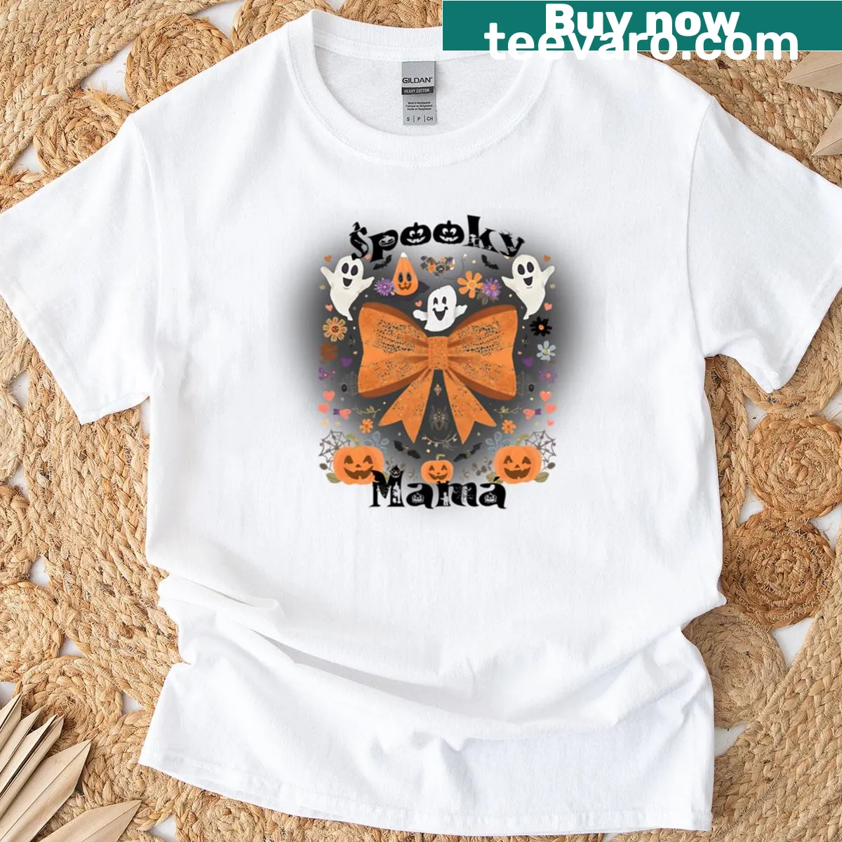 Cute Halloween bow graphic on a T-shirt for moms. — on a men's t-shirt