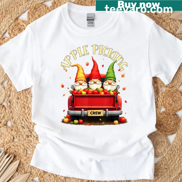 Apple Picking Crew typography t-shirt for fall