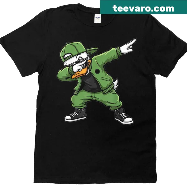 Streetwear t-shirt featuring the Oregon Duck graphic for fans