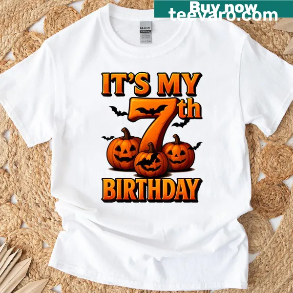 Kids t-shirt for 7th birthday with pumpkin graphics and festive text