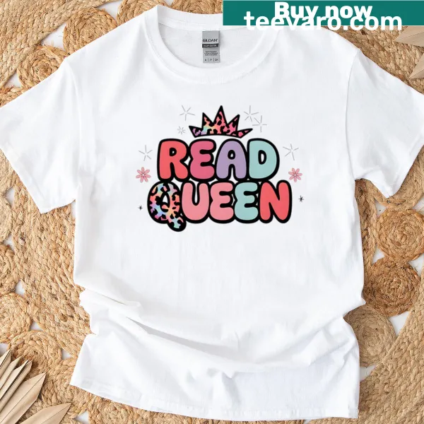 Hand-lettered Read Queen text graphic T-shirt