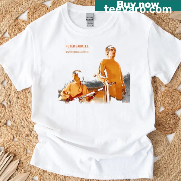 Vintage band logo graphic t-shirt for music lovers