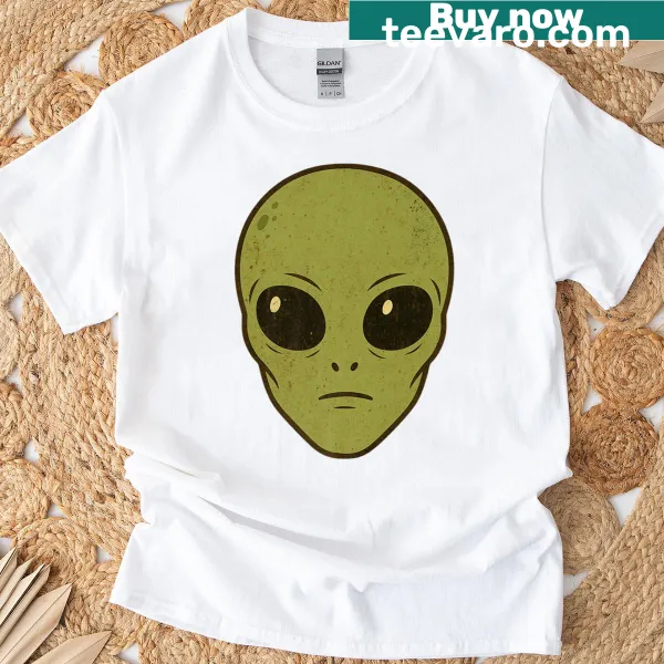 Cartoon green alien head t-shirt for Halloween