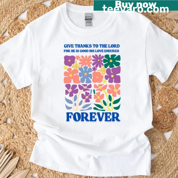 T-shirt with the message 'Give Thanks' in elegant typography