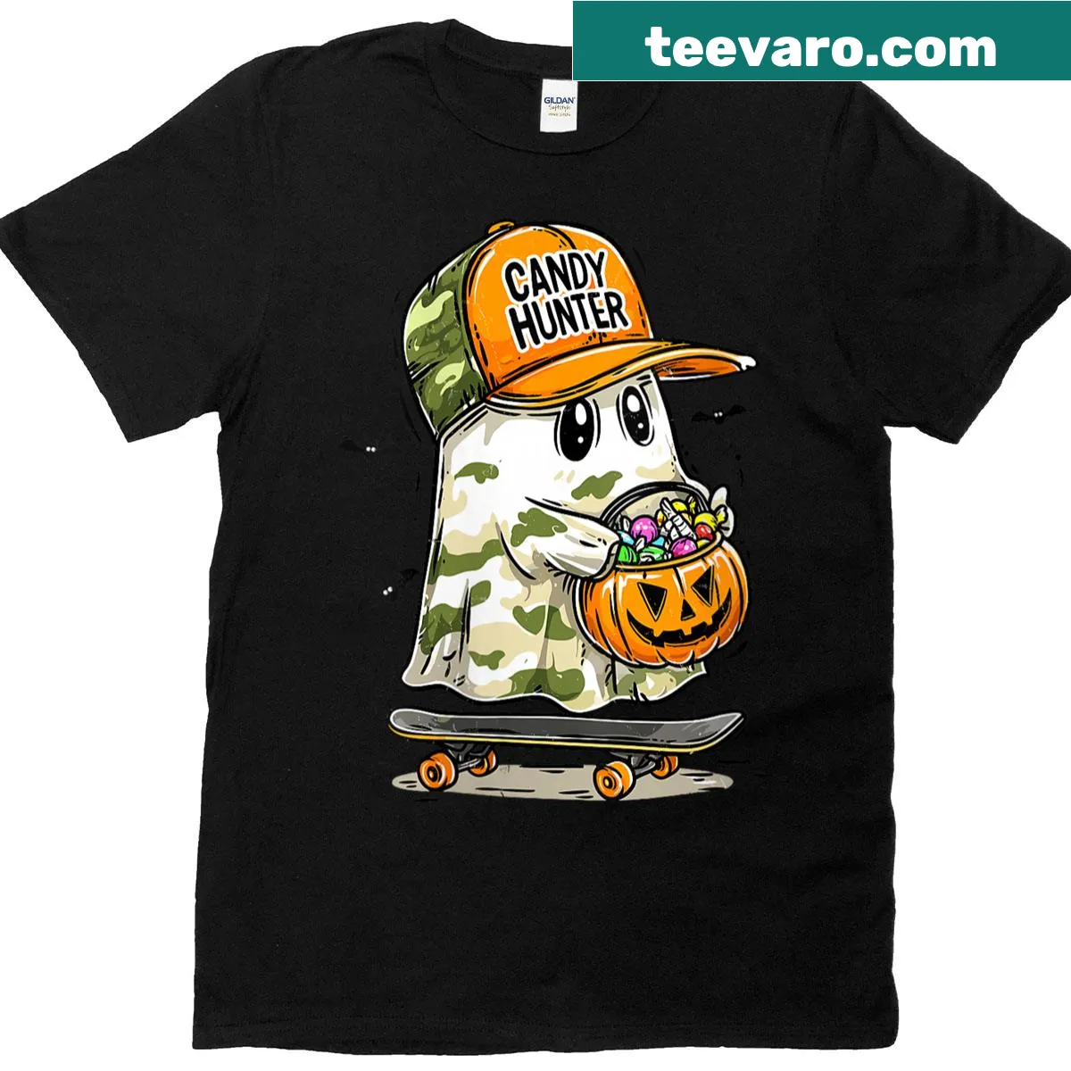 Camo ghost Halloween T-shirt with pumpkins, great for kids' costumes — on a men's t-shirt