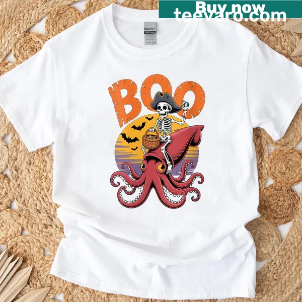 Cute Halloween T-shirt with a squid in costume