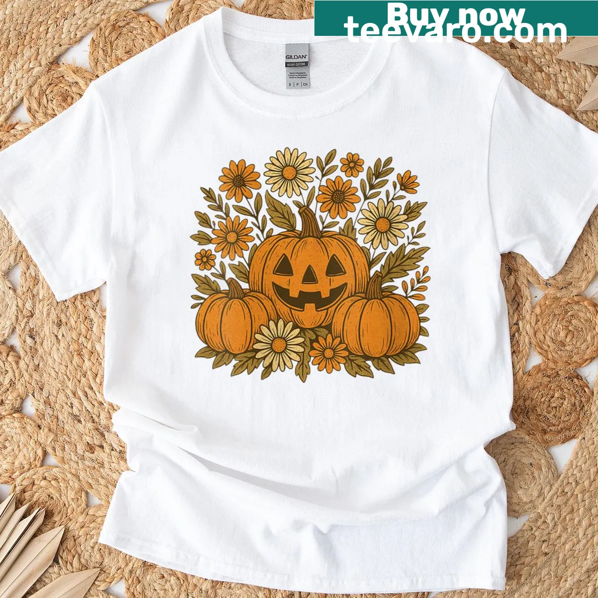 Vintage T-shirt with a jack-o’-lantern and autumn flowers design — on a men's t-shirt