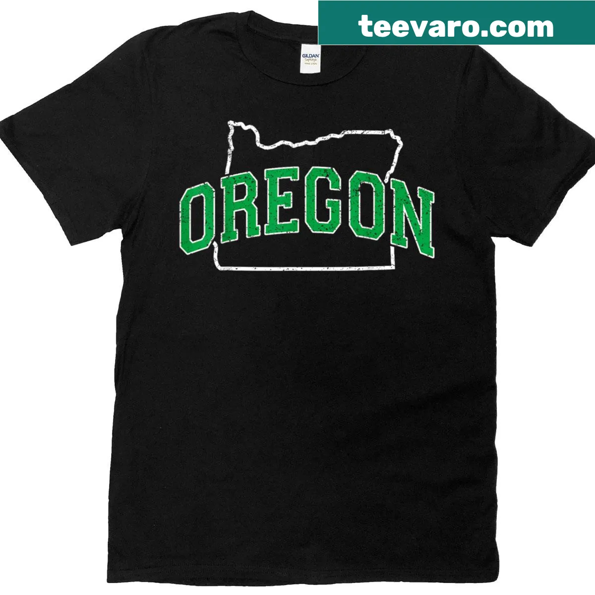 Retro Oregon T-shirt in vintage green — on a men's t-shirt
