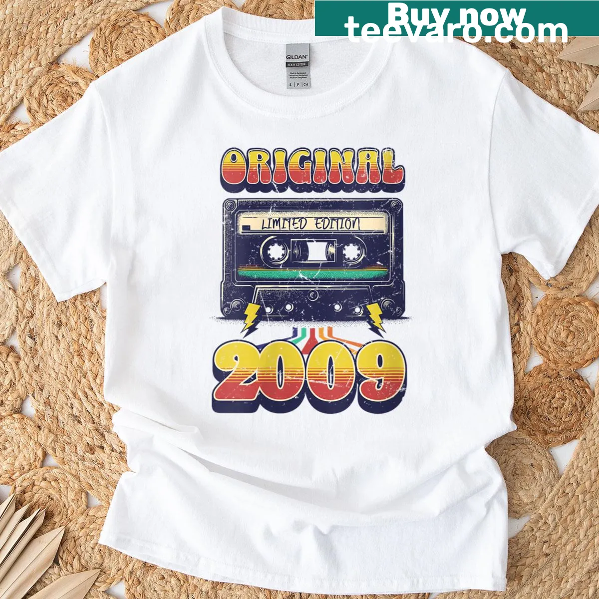 Retro vintage T-shirt celebrating 16th birthday with 2009 — on a men's t-shirt
