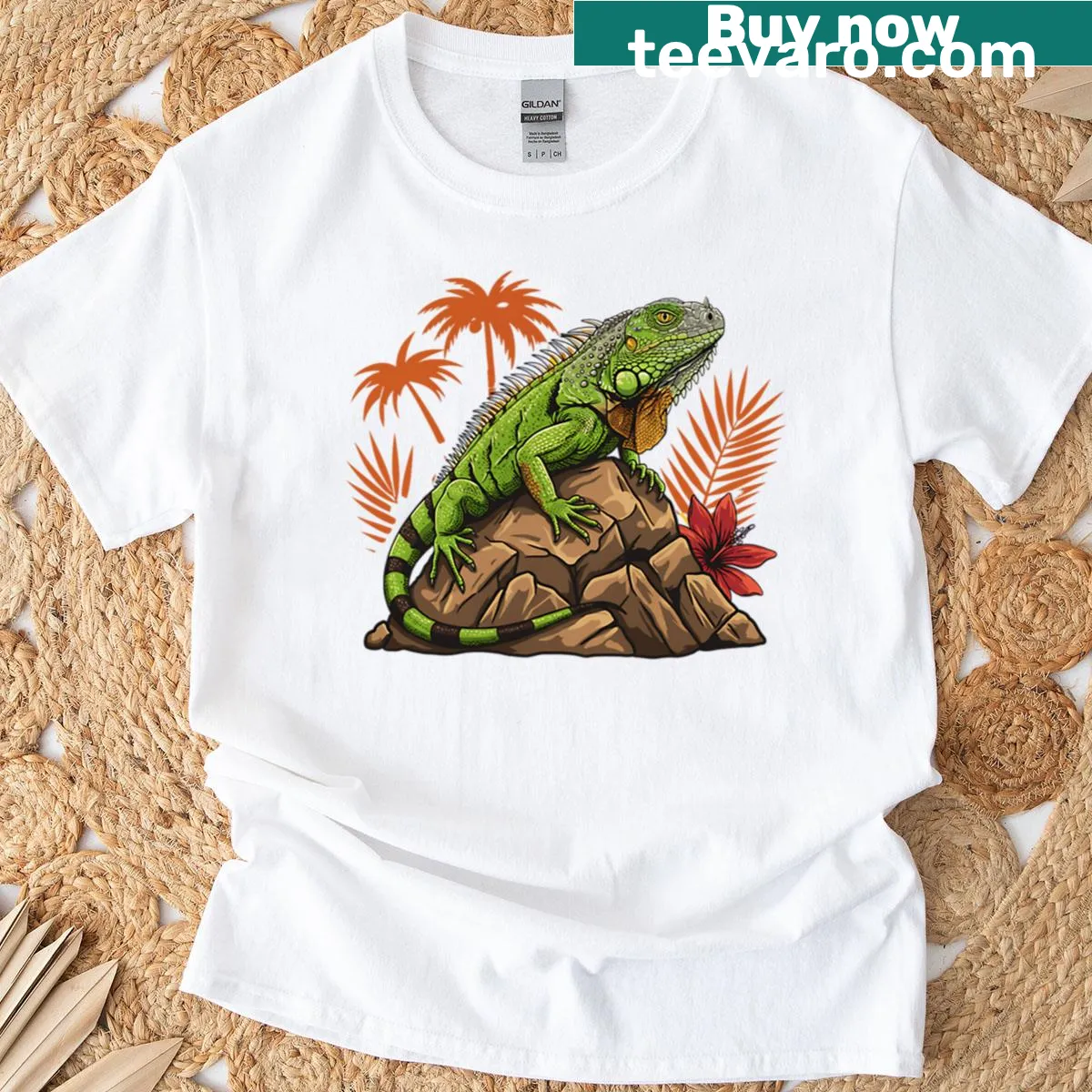 Illustration of a green iguana on a t-shirt — on a men's t-shirt