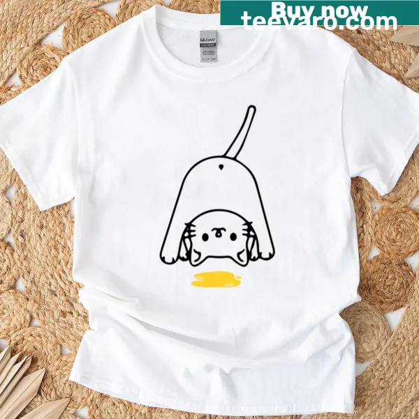 Oversized T-shirt with a funny dog cartoon design