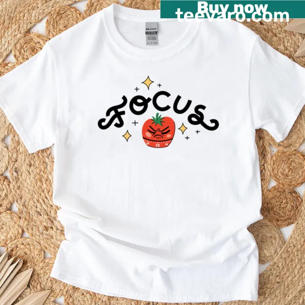 Oversized t-shirt featuring a Pomodoro focus graphic