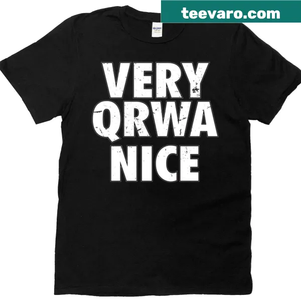 T-shirt with playful 'Very Qrwa Nice' text celebrating Polish culture.