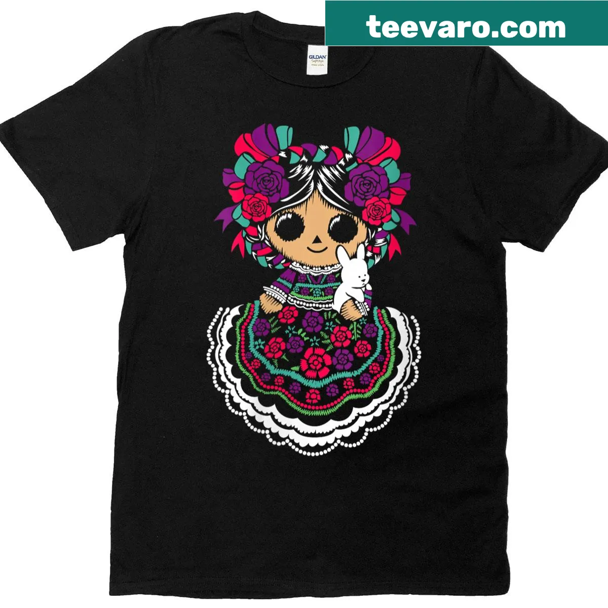 Artisan-inspired T-shirt celebrating Queretana culture and crafts — on a men's t-shirt
