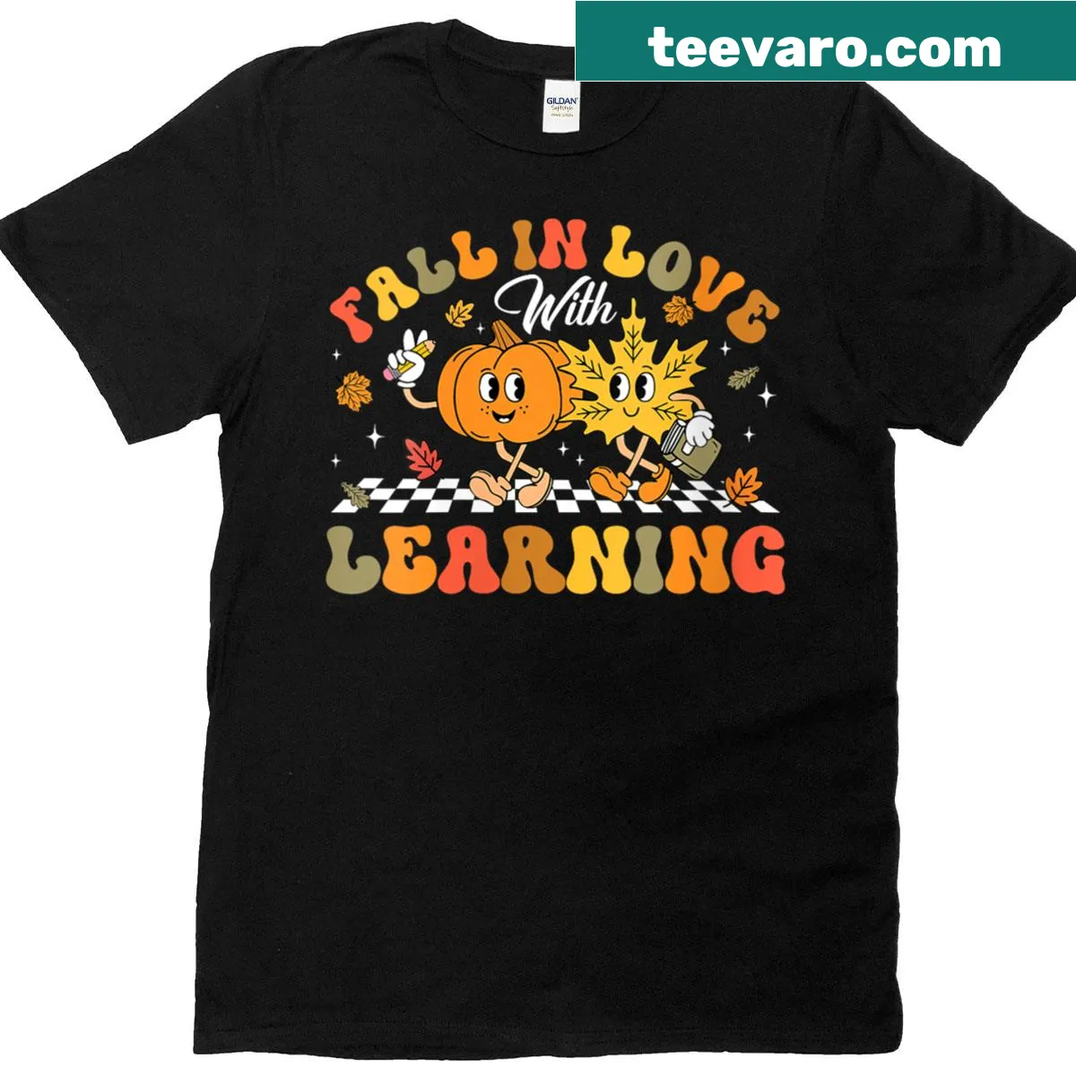 Retro teacher t-shirt with autumn pumpkin and learning theme — on a men's t-shirt