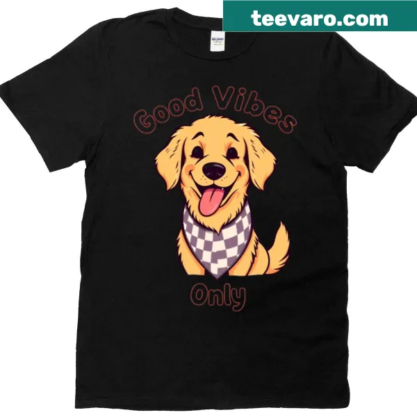 Oversized T-shirt featuring a cheerful Golden Retriever graphic
