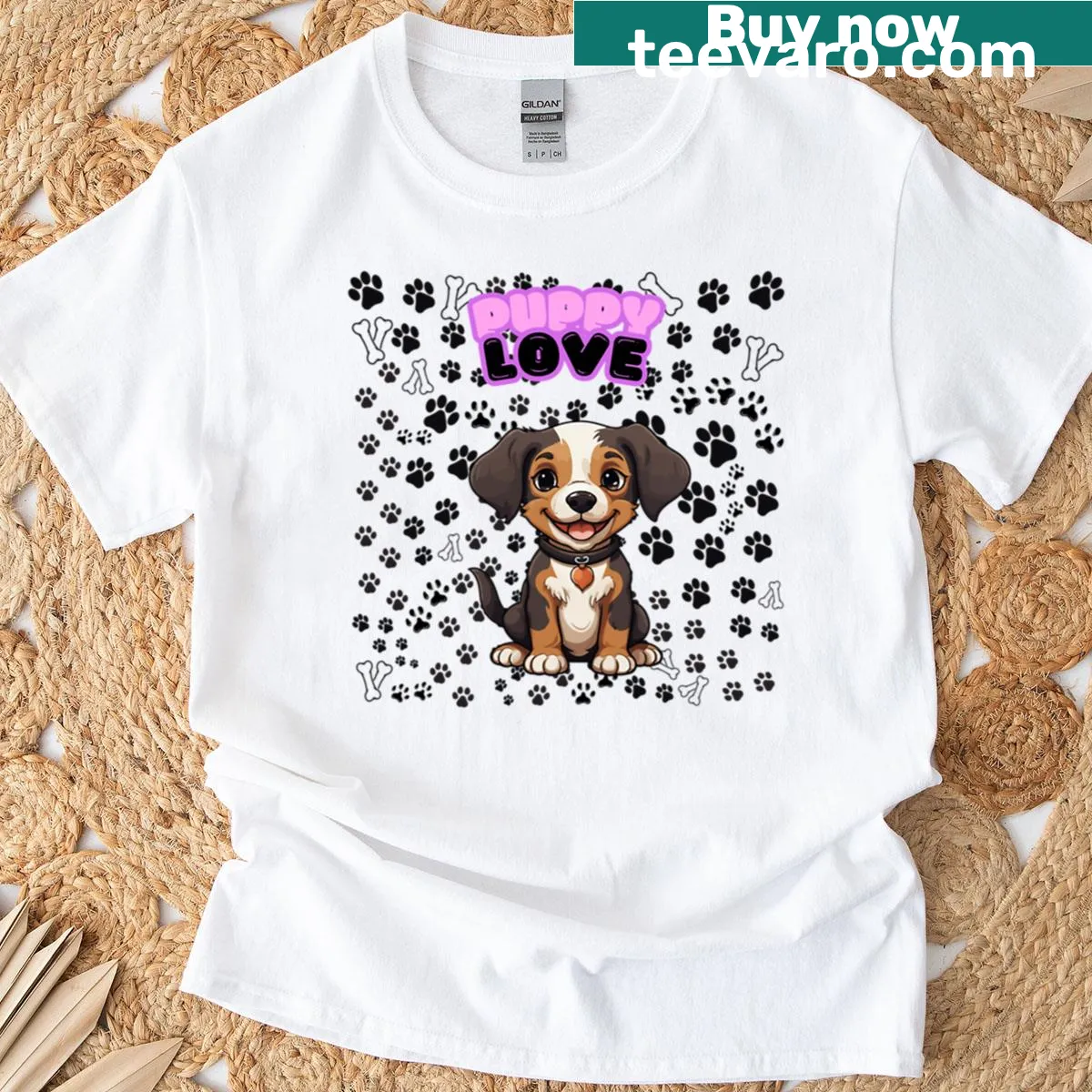 Cute illustration of puppies with the phrase 'Puppy Love' on T-shirt — on a men's t-shirt