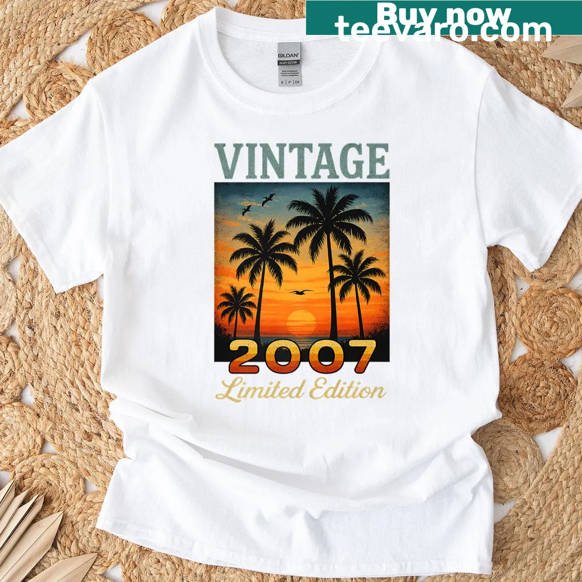 Vintage-style 2007 birthday T-shirt with palm design — on a men's t-shirt