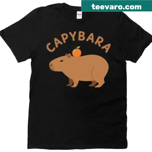 Cute capybara balancing an orange on its head graphic t-shirt