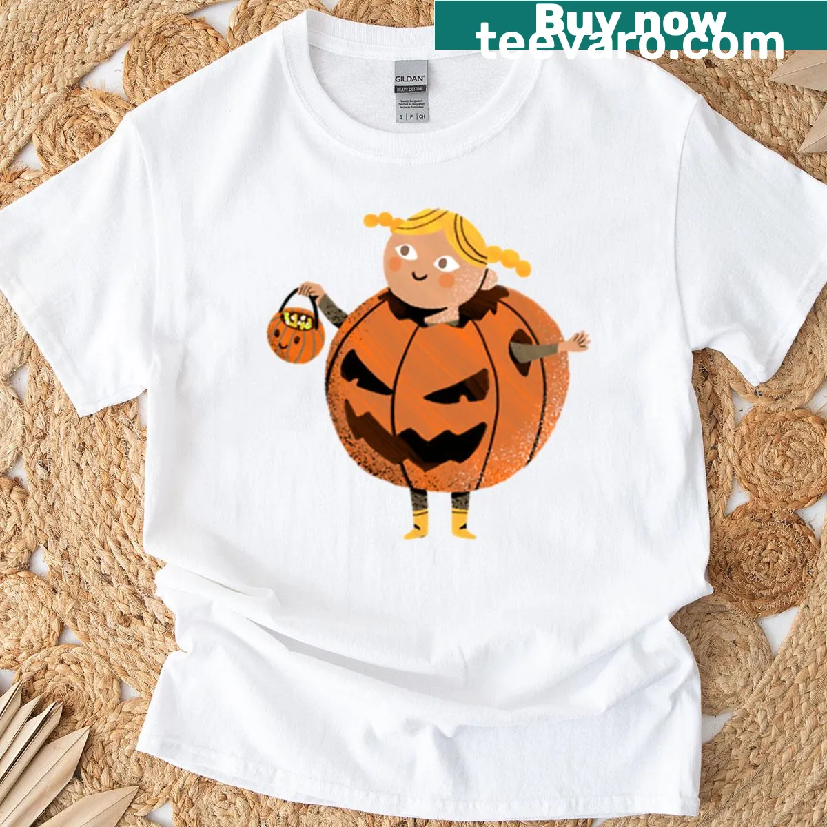 Cartoon Halloween pumpkin graphic on a T-shirt — on a men's t-shirt