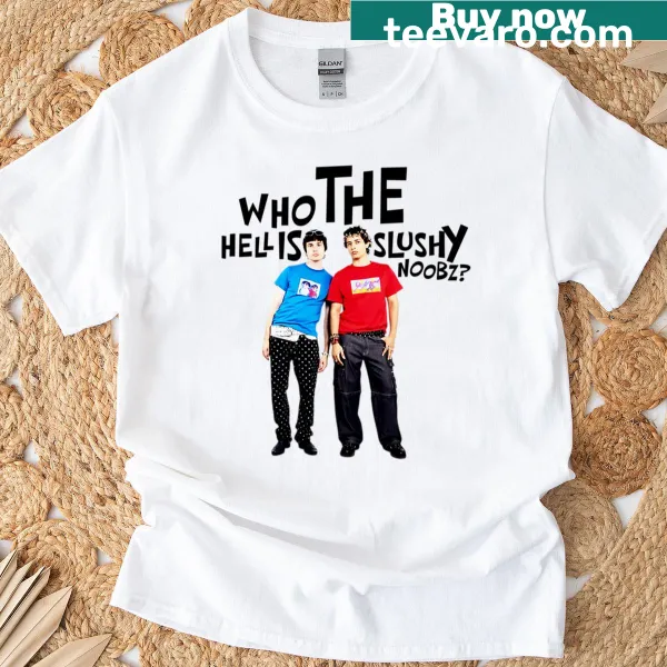 Funny gaming T-shirt with the phrase 'Slushy Noobz'