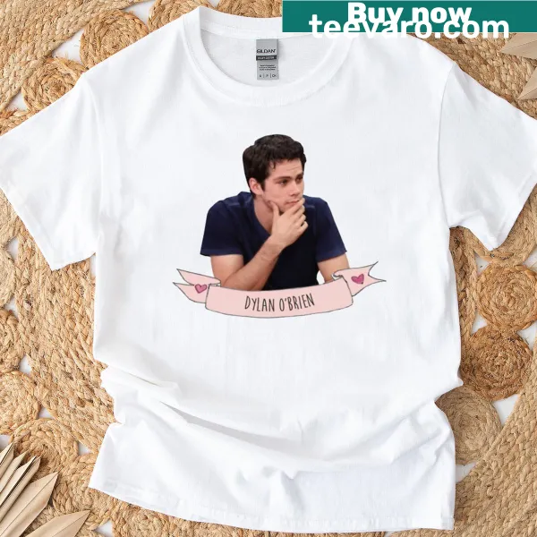 Vintage-style t-shirt featuring a graphic inspired by a musician