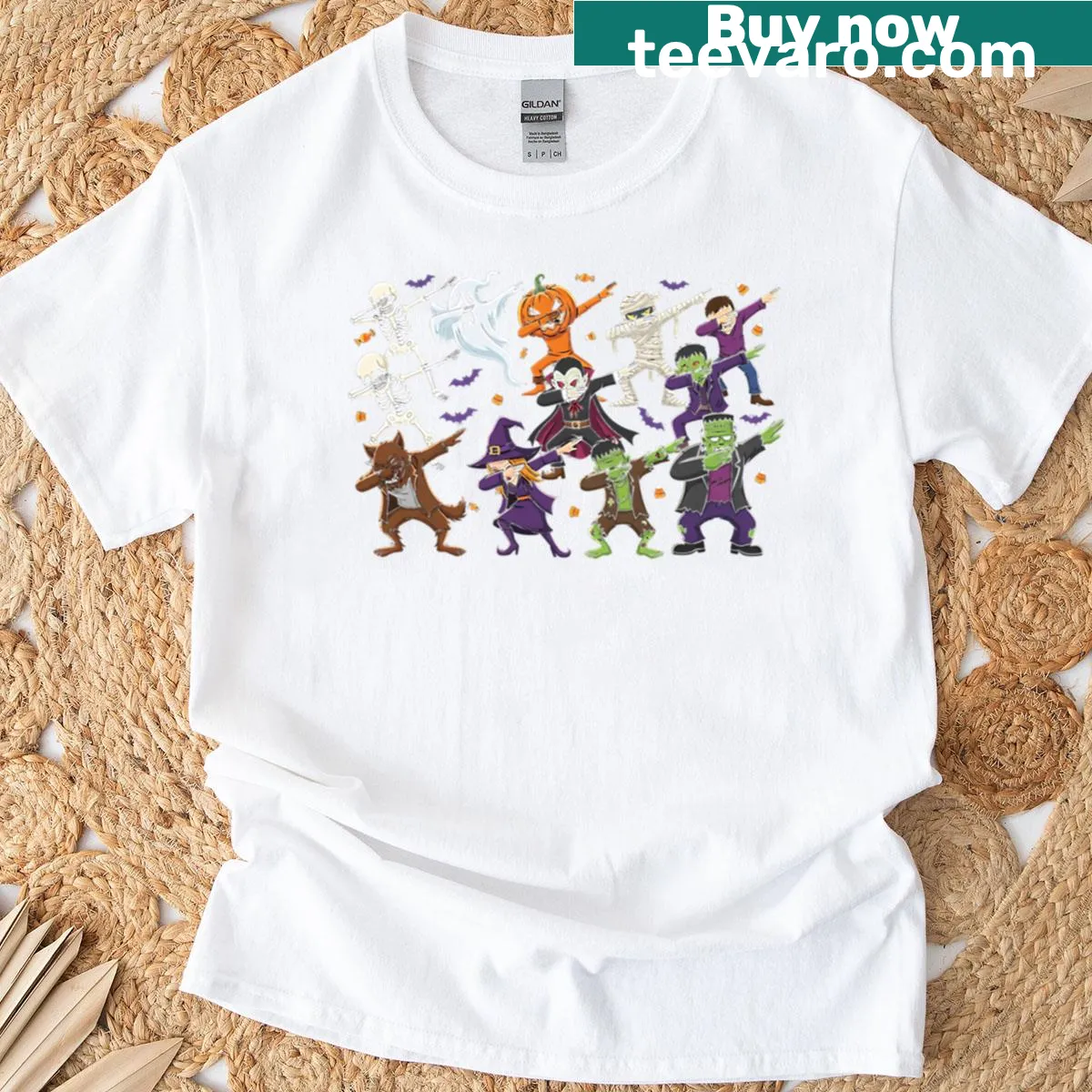 Cartoon skeleton dabbing with pumpkin and mummy on T-shirt — on a men's t-shirt