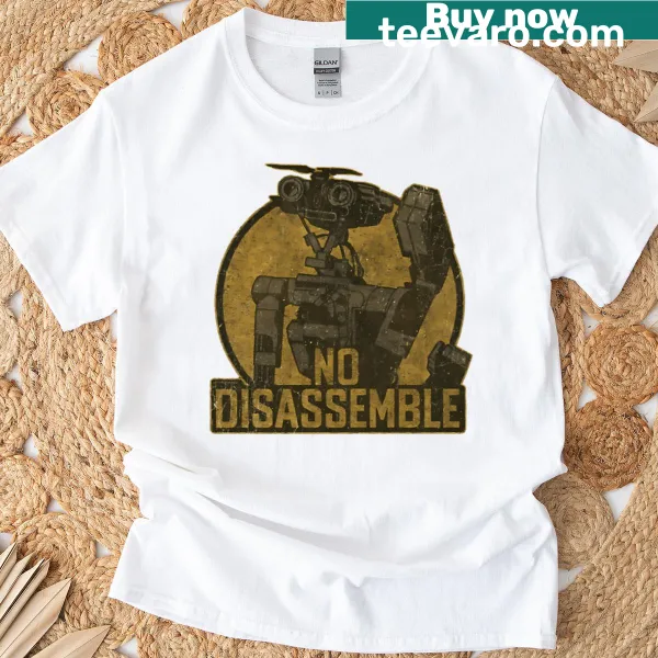 T-shirt celebrating iconic 80s movies with 'Legends' text.